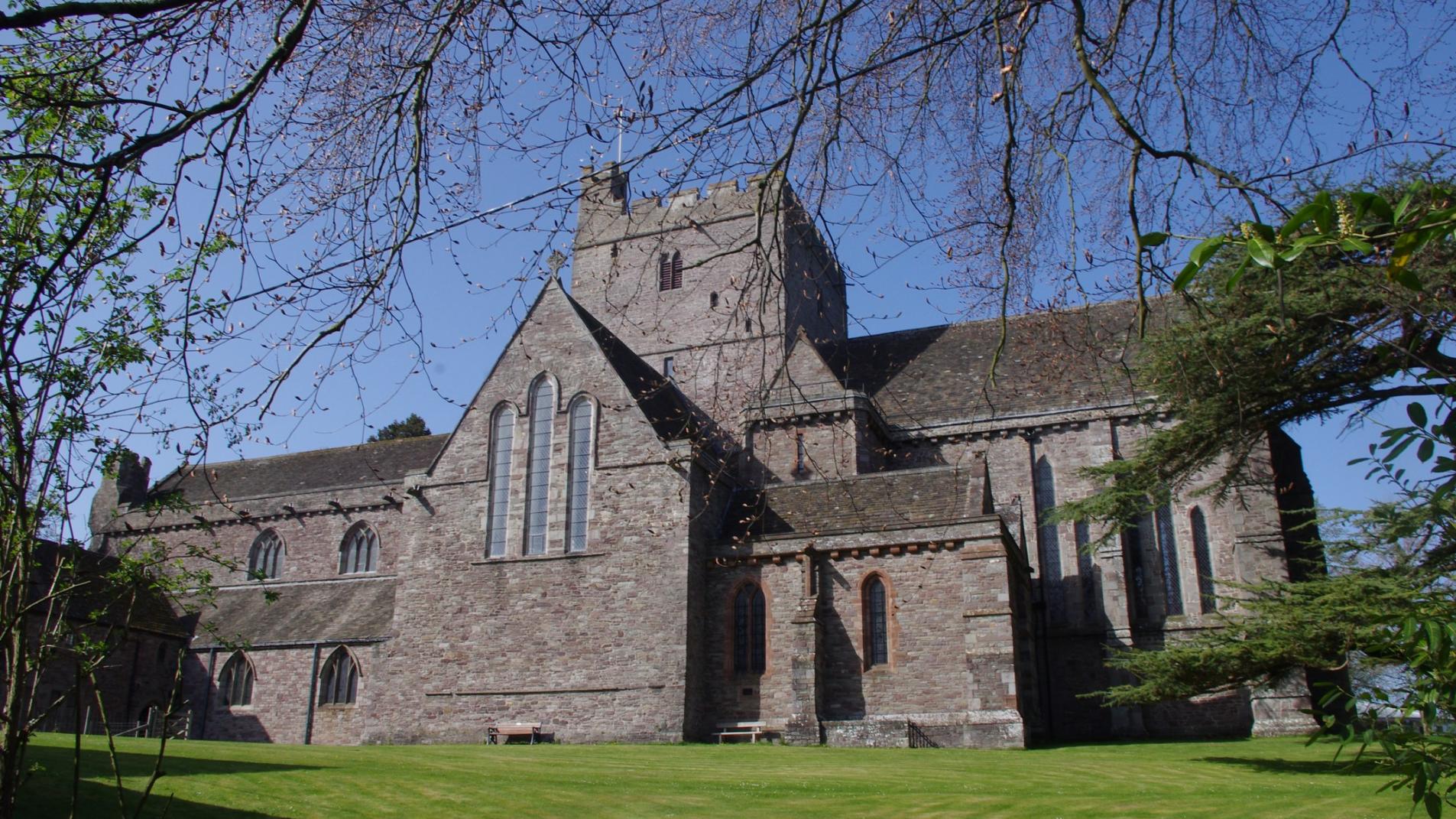 brecon cathedral